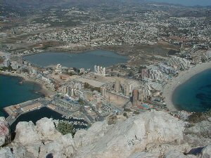 Calpe mit Salzsee vom Ifach aus gesehen